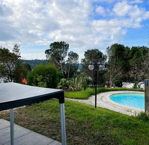 پانسیون Jantesta Guest House