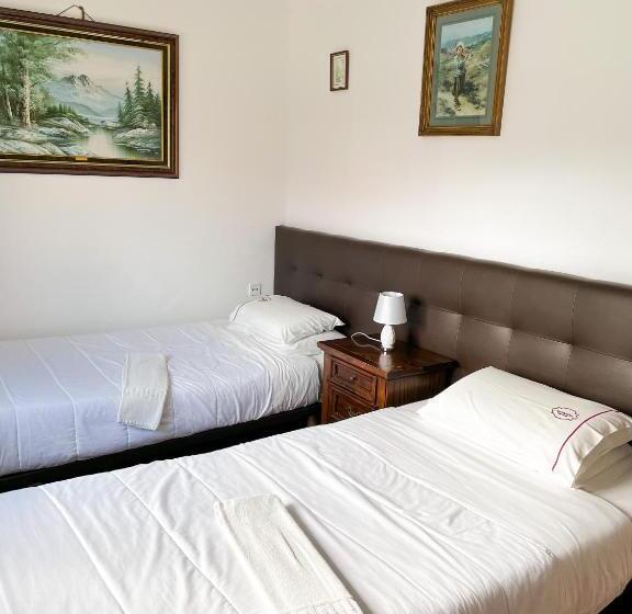 پانسیون Jantesta Guest House