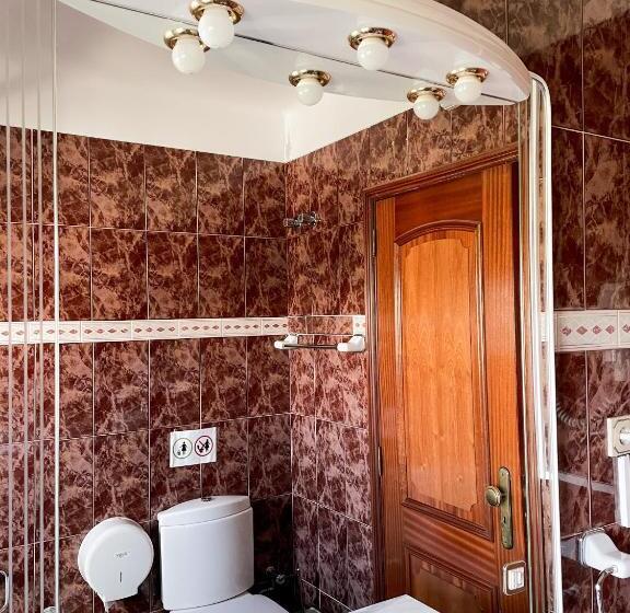 پانسیون Jantesta Guest House