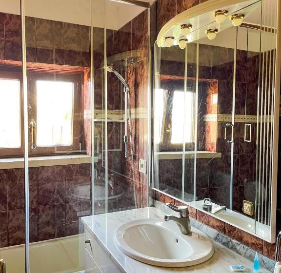 پانسیون Jantesta Guest House