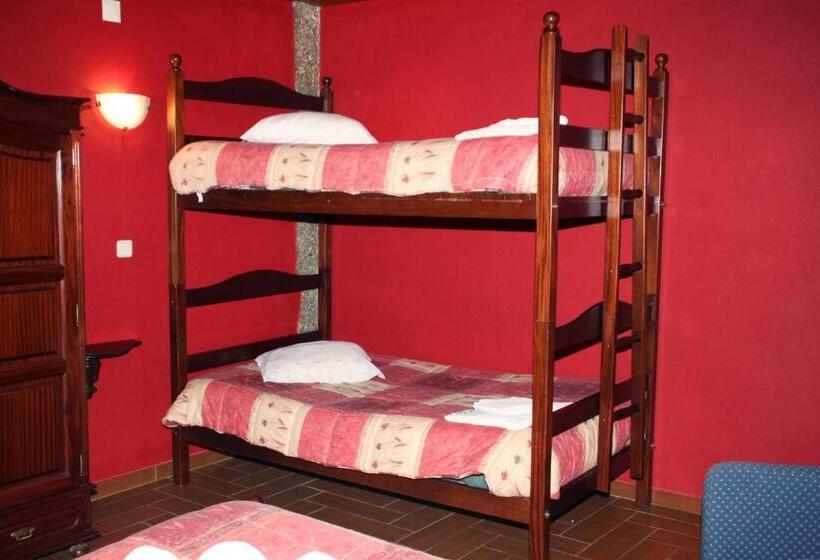 ペンション Mikotania