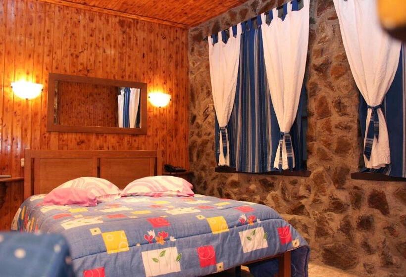 ペンション Mikotania