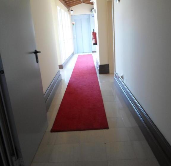 פנסיון Palacio Nova Seara 2503   Al