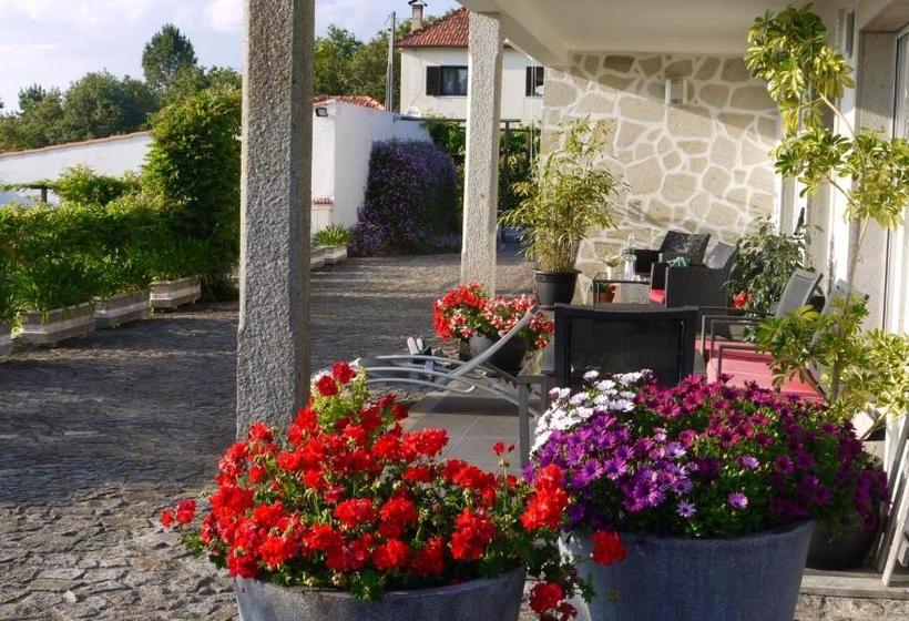 ペンション Quinta Das Leiras   Rubiães