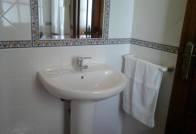 פנסיון Residencial Idalio