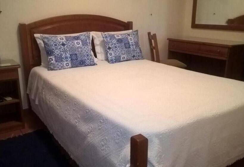 פנסיון Residencial Idalio