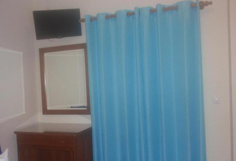 פנסיון Residencial Idalio