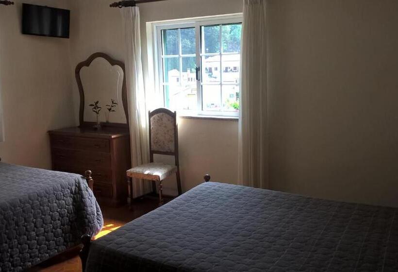 بنسيون Residencial Ribeiro