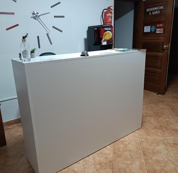 پانسیون Residencial S. Giao