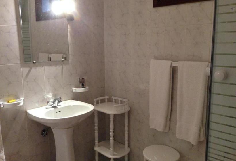 פנסיון Restaurante Abba