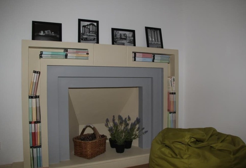 پانسیون Stayinn City  Evora