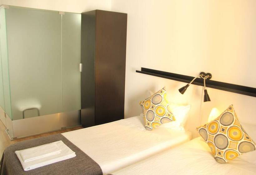 پانسیون Stayinn City  Evora