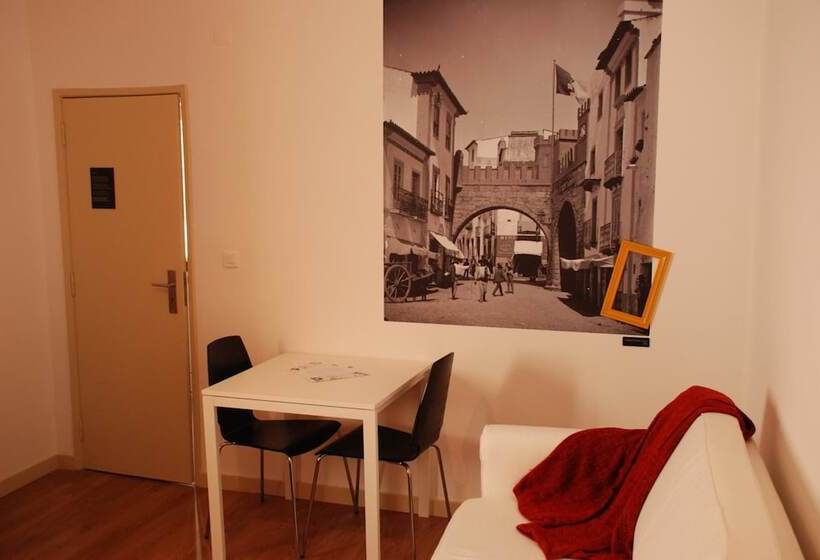 پانسیون Stayinn City  Evora