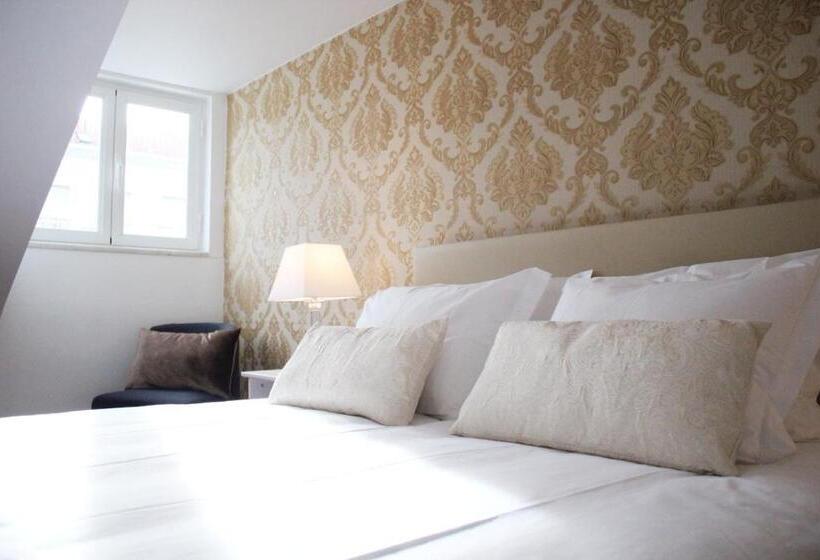 پانسیون The Sky Lofts Lisbon   Guesthouse