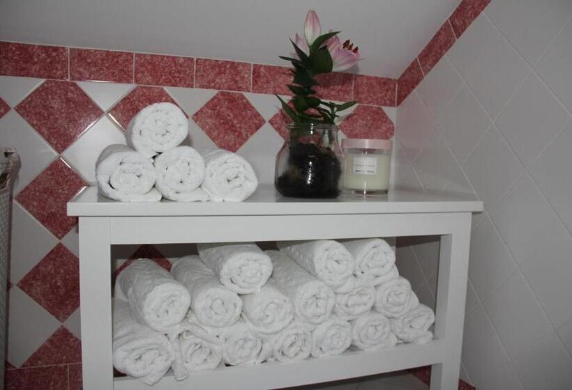 پانسیون The Sky Lofts Lisbon   Guesthouse