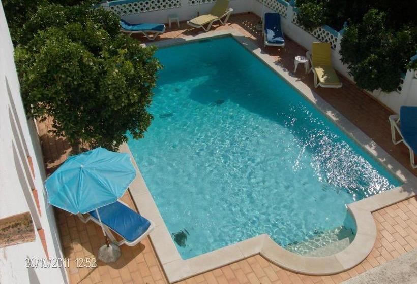 بنسيون Vila Sodré Guest House