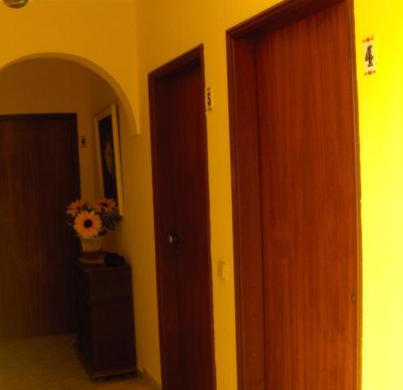 بنسيون Vila Sodré Guest House