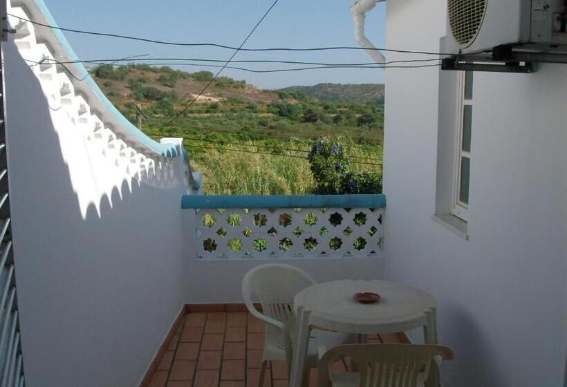 بنسيون Vila Sodré Guest House