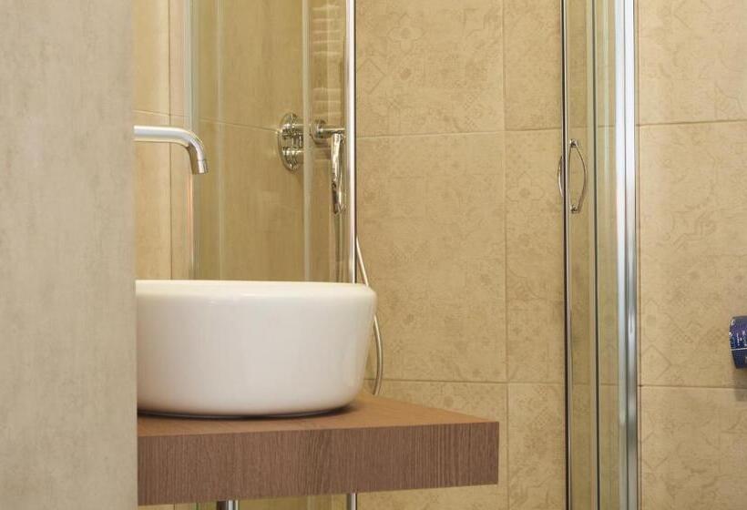 פנסיון Villa Fenix Osio Sotto