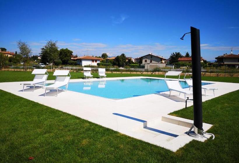 بنسيون Villa Montenero