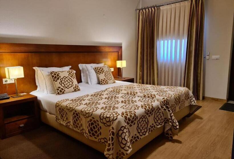 Quinta De Santo Estêvão Hotel Rural