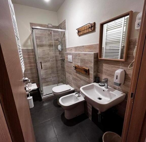 هاستل La Taverna Del Metallo Rooms