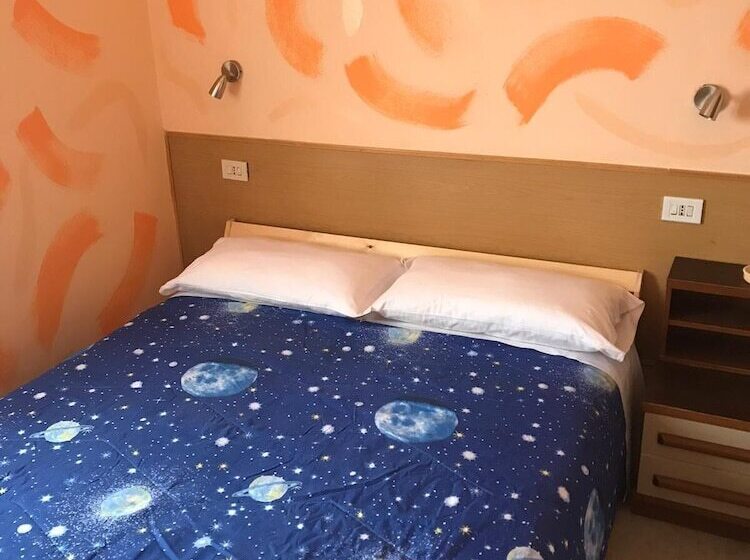 هاستل La Veranda