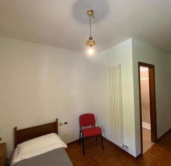 فندق صغير Locanda El Piron