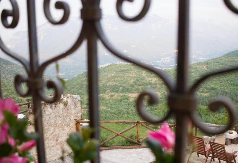 Bed and Breakfast Charme In Perillis