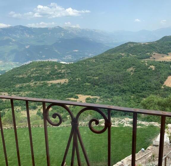 Bed and Breakfast Charme In Perillis