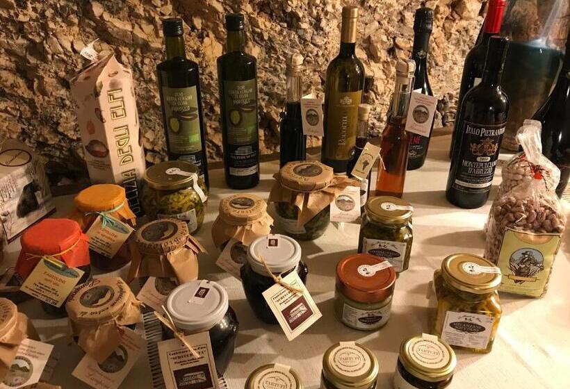 Bed and Breakfast Charme In Perillis