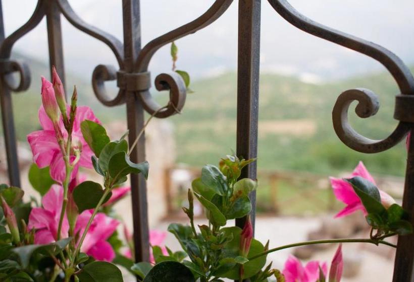 Bed and Breakfast Charme In Perillis