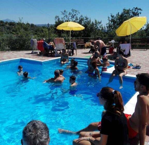 فندق Agriturismo La Madonnina