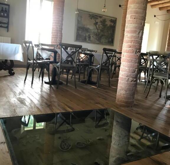هتل Agriturismo La Rinaldina