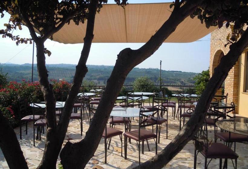 בית מלון כפרי Agriturismo Piccolo Albero