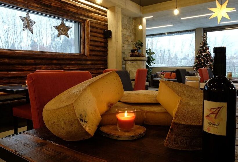 ホテル Arbule Agriturismo & Spa Valtellina