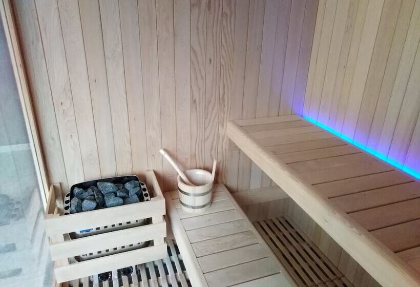 ホテル Arbule Agriturismo & Spa Valtellina