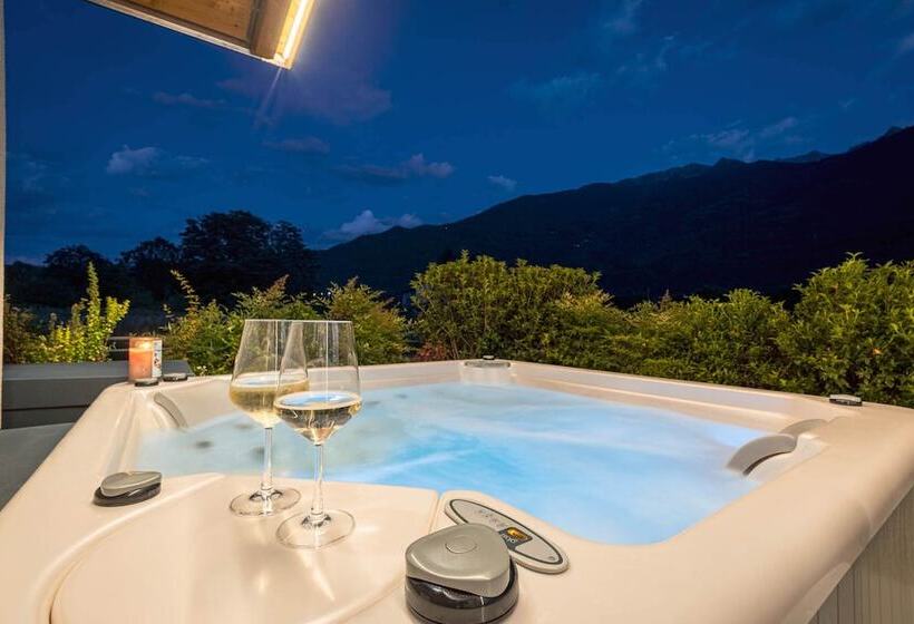 ホテル Arbule Agriturismo & Spa Valtellina