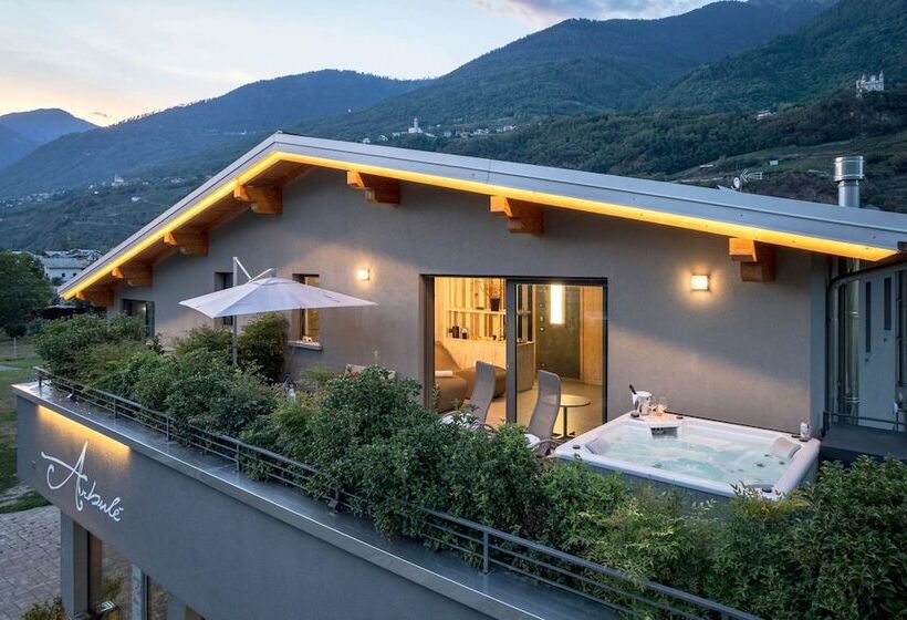 فندق Arbule Agriturismo & Spa Valtellina