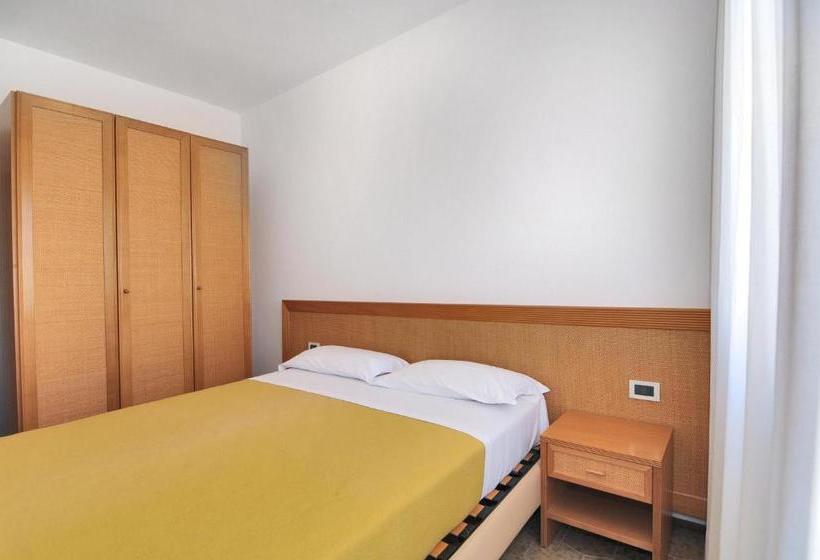 בית מלון כפרי Venus Best Price