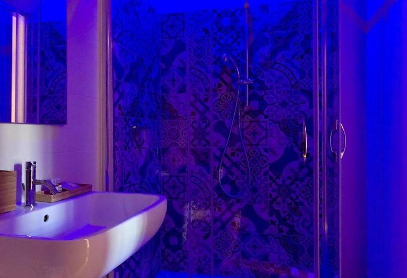 פנסיון Charme Rooms