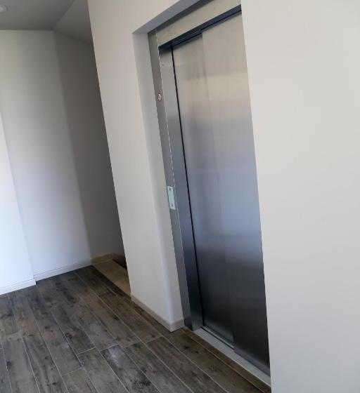 膳宿费 Donati Business Rooms