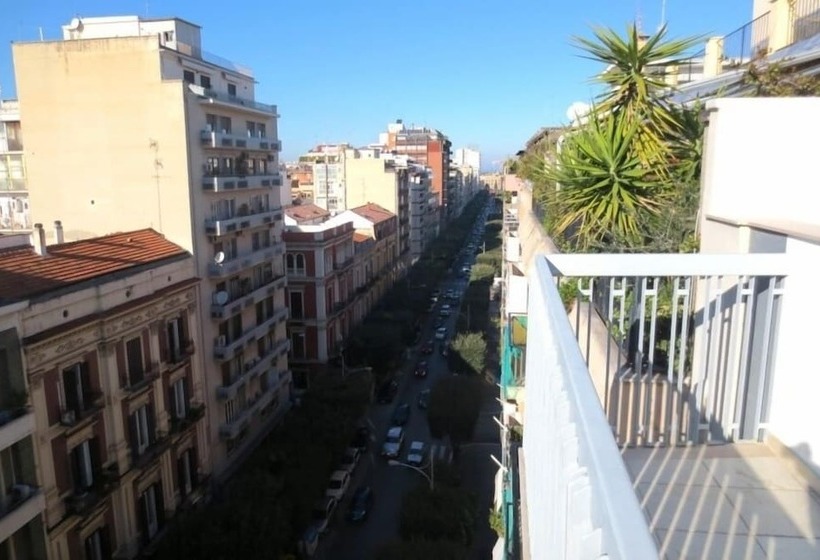 פנסיון Gatto Bianco Le Terrazze