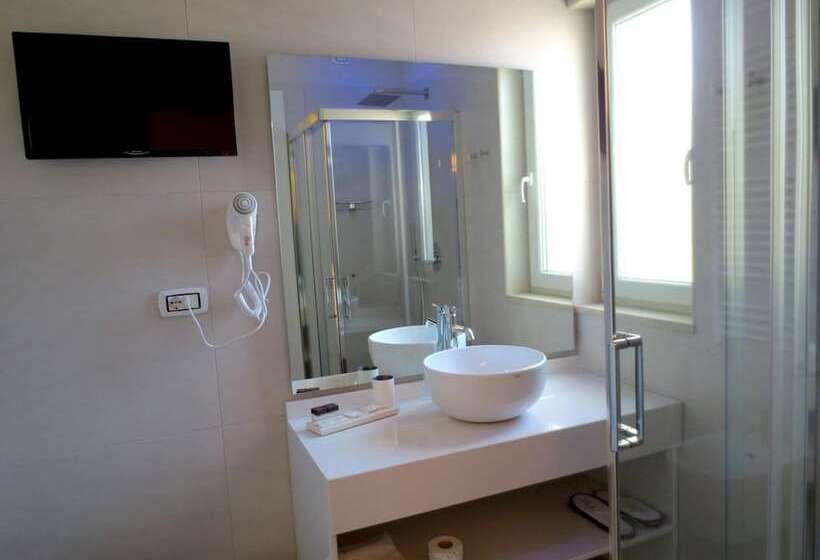 פנסיון Gatto Bianco Le Terrazze