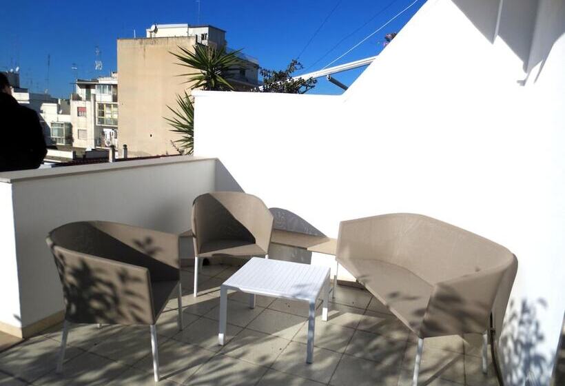 פנסיון Gatto Bianco Le Terrazze