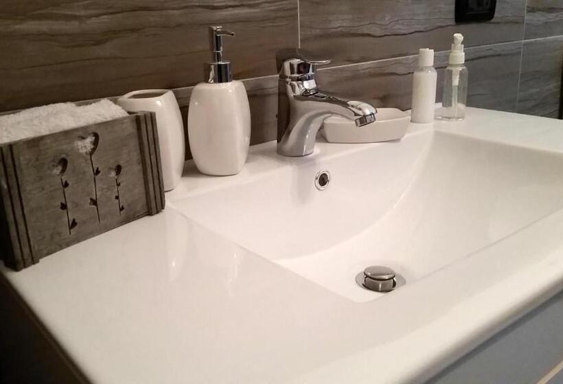 פנסיון Le Vie Di Monreale