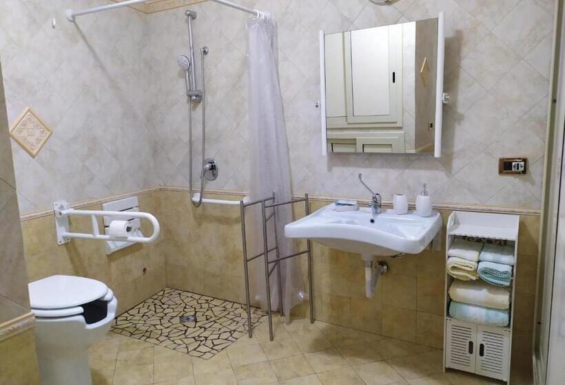 פנסיון Le Vie Di Monreale