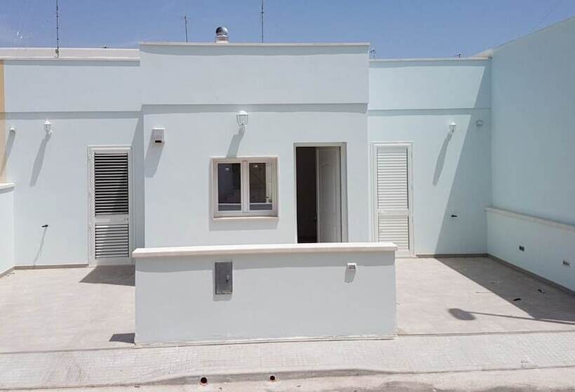 بنسيون Lu Salentu White House