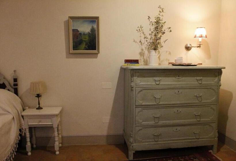 بنسيون Private Room In Small Medieval Borgo