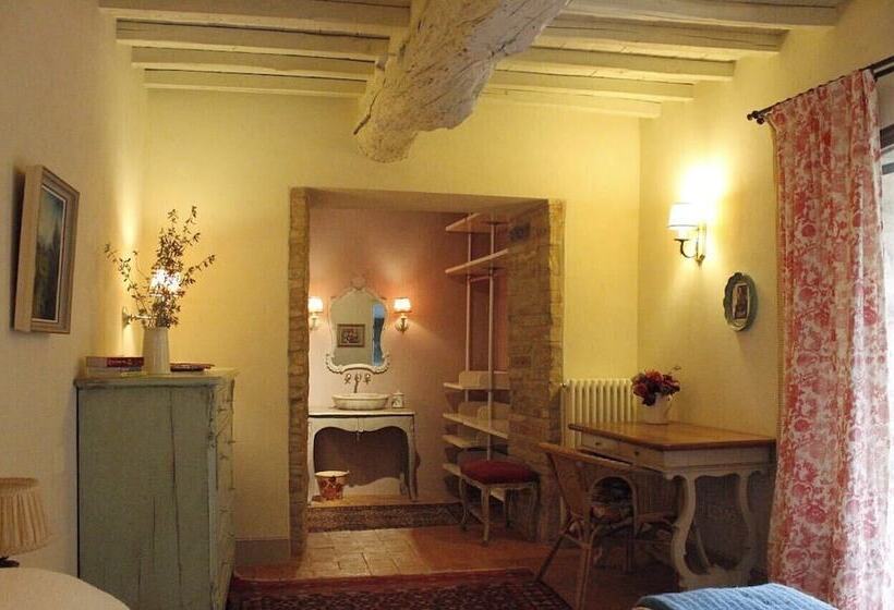 بنسيون Private Room In Small Medieval Borgo
